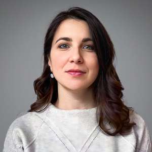 Giulia Frangione - Founder & CEO Giulia Frangione