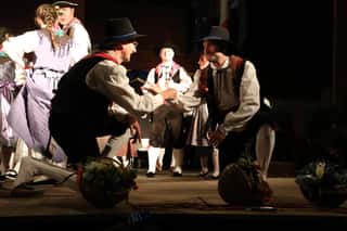 GRUPPO FOLKLORISTICO BALARINS DE RIVIERE A.P.S.