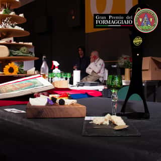 GUILDE INTERNATIONALE DES FROMAGERS - CONFRERIE DE SAINT-UGUZON APS