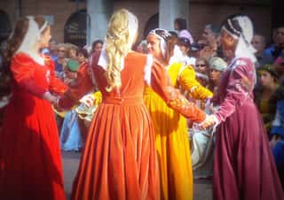 GRUPPO DANZA RINASCIMENTALE IL LAURO APS