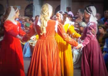 Immagine di GRUPPO DANZA RINASCIMENTALE IL LAURO APS